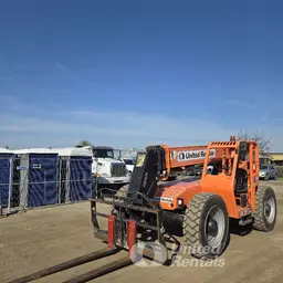 2018 SKYTRAK 8042 Forklift