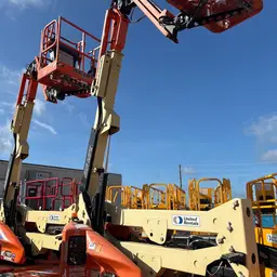 2017 JLG E400AJPN Articulating Boom Lift