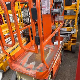 2018 JLG 1230ES Self-Propelled One-Person Lift