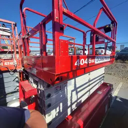 2018 MEC 4046SE Scissor Lift