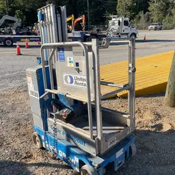 2018 Genie GR-20 Self-Propelled One-Person Lift