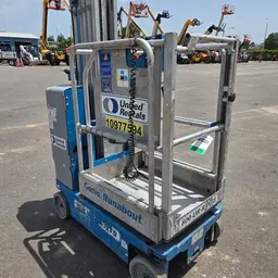 2019 Genie GR-20 Self-Propelled One-Person Lift
