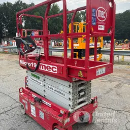 2019 MEC MICRO 19 Scissor Lift