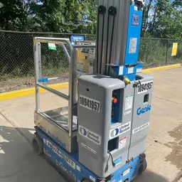 2019 Genie GR-20 Self-Propelled One-Person Lift