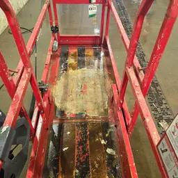 2018 MEC MICRO 19 Scissor Lift