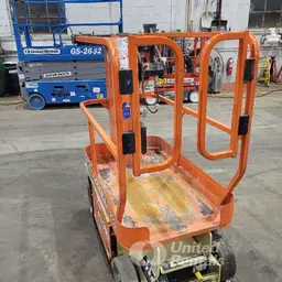2019 JLG 1230ES Self-Propelled One-Person Lift