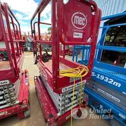 2018 MEC MICRO 19 Scissor Lift