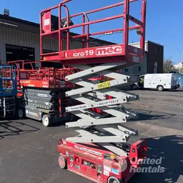 2019 MEC MICRO 19 Scissor Lift