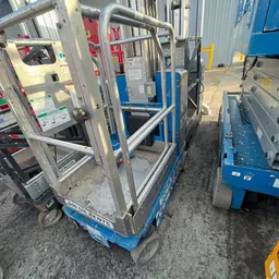 2018 Genie GR-20 Self-Propelled One-Person Lift