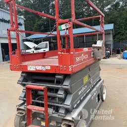 2018 Skyjack SJIII4632 Scissor Lift