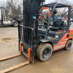 2018 Toyota 8FGU30 Warehouse Forklift