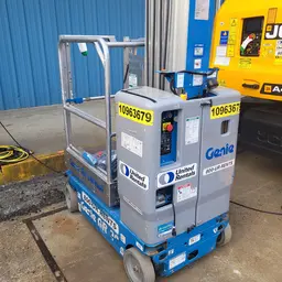 2019 Genie GR-20 Self-Propelled One-Person Lift