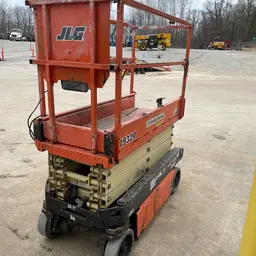2019 JLG 1932R Scissor Lift