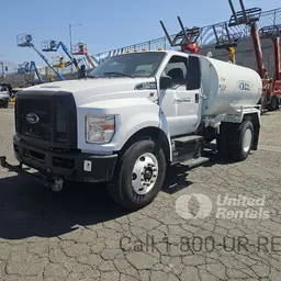 2019 Ford F-750 Water Truck