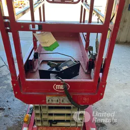 2019 MEC MICRO 19 Scissor Lift