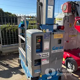 2018 Genie GR-20 Self-Propelled One-Person Lift