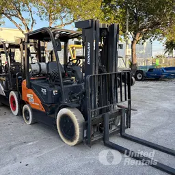 2020 Doosan G25N-7LP Warehouse Forklift