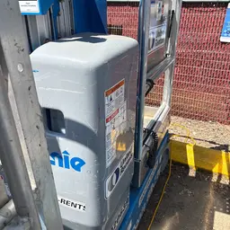 2019 Genie GR-12 Self-Propelled One-Person Lift