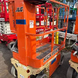 2019 JLG 1230ES Self-Propelled One-Person Lift
