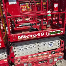 2019 MEC MICRO 19 Scissor Lift