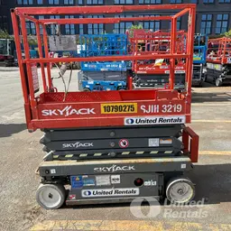 2018 Skyjack SJIII3219 Scissor Lift