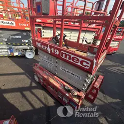 2019 MEC MICRO 19 Scissor Lift
