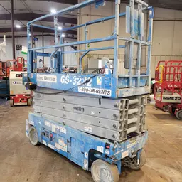 2017 Genie GS-3232 Scissor Lift