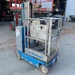 2018 Genie GR-20 Self-Propelled One-Person Lift