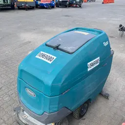 2019 Tennant T600-28 Scrubber