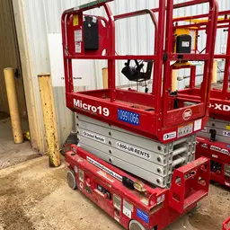 2019 MEC MICRO 19 Scissor Lift