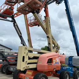 2017 JLG 450AJ Articulating Boom Lift