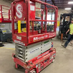 2019 MEC MICRO 19 Scissor Lift