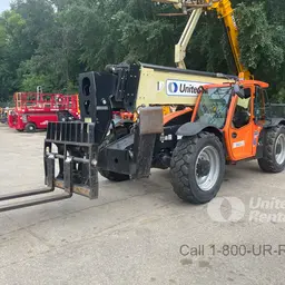 2020 JLG 1055 Forklift