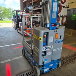 2019 Genie GR-20 Self-Propelled One-Person Lift