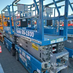 2018 Genie GS-1930 Scissor Lift