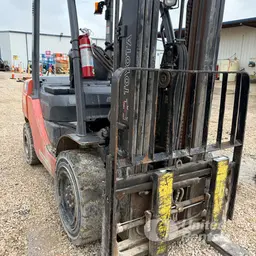 2018 Toyota 8FDU30 Warehouse Forklift