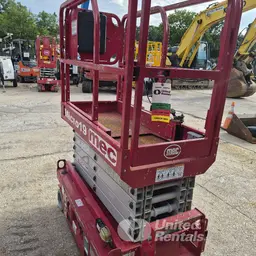 2018 MEC MICRO 19 Scissor Lift
