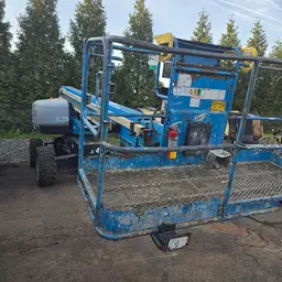2016 Genie S-60X Boom Lift