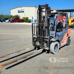 2019 Toyota 8FGU25 Warehouse Forklift