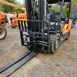 2023 Doosan D45S-7 Warehouse Forklift