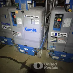 2017 Genie GR-12 Self-Propelled One-Person Lift