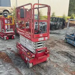 2019 MEC MICRO 19 Scissor Lift