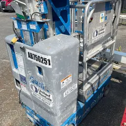 2019 Genie GR-12 Self-Propelled One-Person Lift