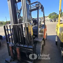 2019 Toyota 8FDU25 Warehouse Forklift