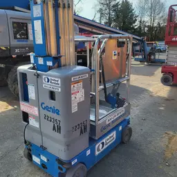 2019 Genie GR-20 Self-Propelled One-Person Lift