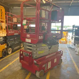 2018 MEC MICRO 19 Scissor Lift