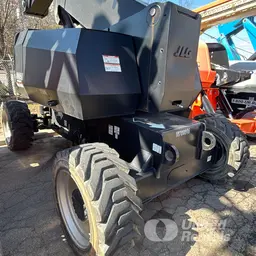 2018 JLG 800AJ Articulating Boom Lift