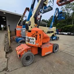 2017 JLG E400AJPN Articulating Boom Lift