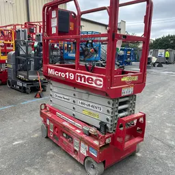 2019 MEC MICRO 19 Scissor Lift