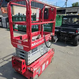 2018 MEC MICRO 19 Scissor Lift